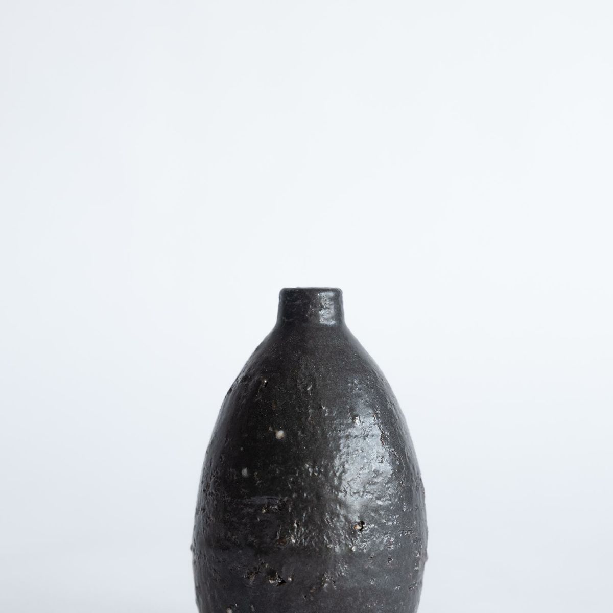 HIBI Artisan Ceramic Bud Vase - Speckled White Collection